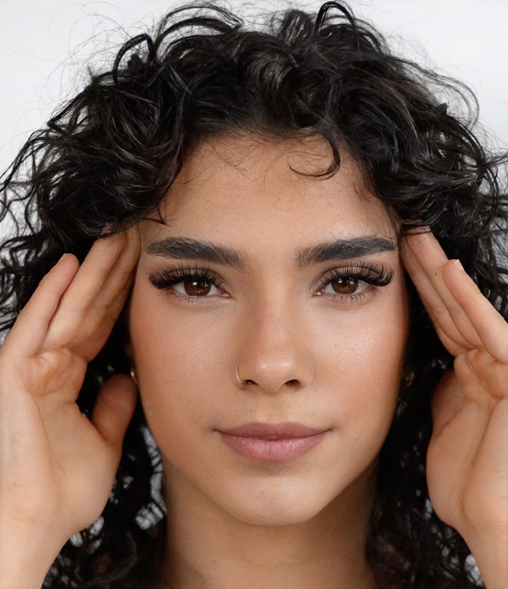 In-Person Accredited Pre-Made Hybrid Eyelash Extensions Course